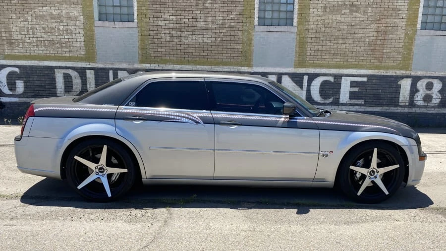2007 Chrysler 300 (2005-2023) - Image 2 of 15