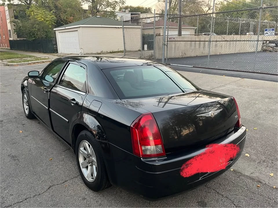 2007 Chrysler 300 (2005-2023) - Image 4 of 5