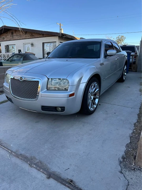 2007 Chrysler 300 (2005-2023) - Image 8 of 8