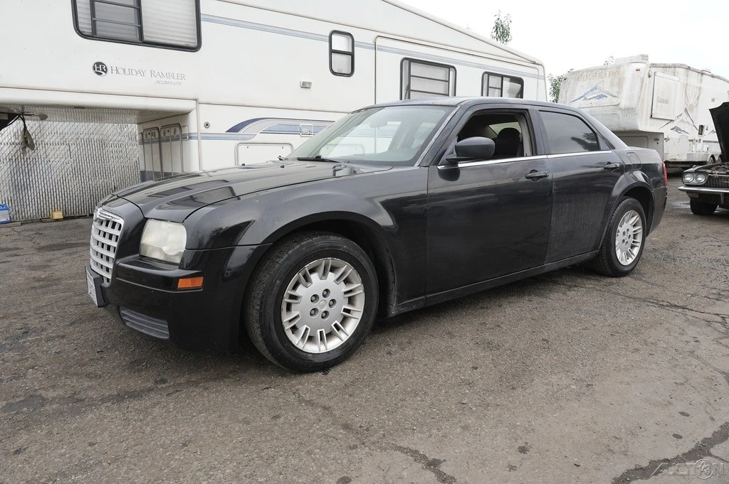 2007 Chrysler 300 (2005-2023) - Image 2 of 21