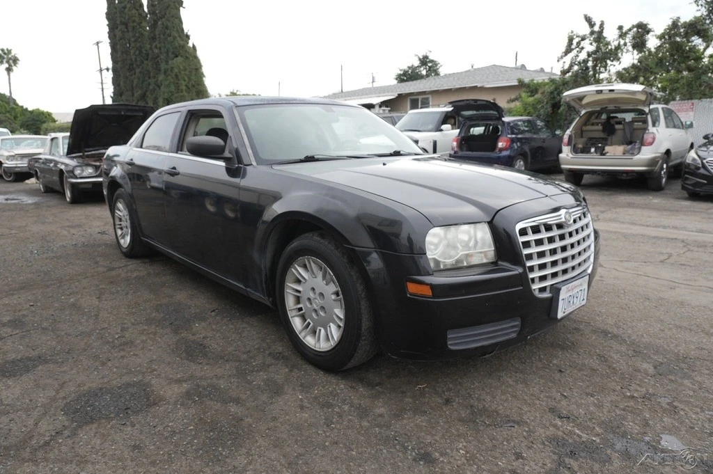 2007 Chrysler 300 (2005-2023) - Image 9 of 21
