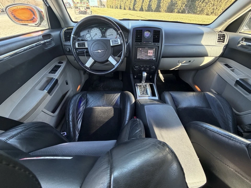 2007 Chrysler 300 (2005-2023) - Image 11 of 12