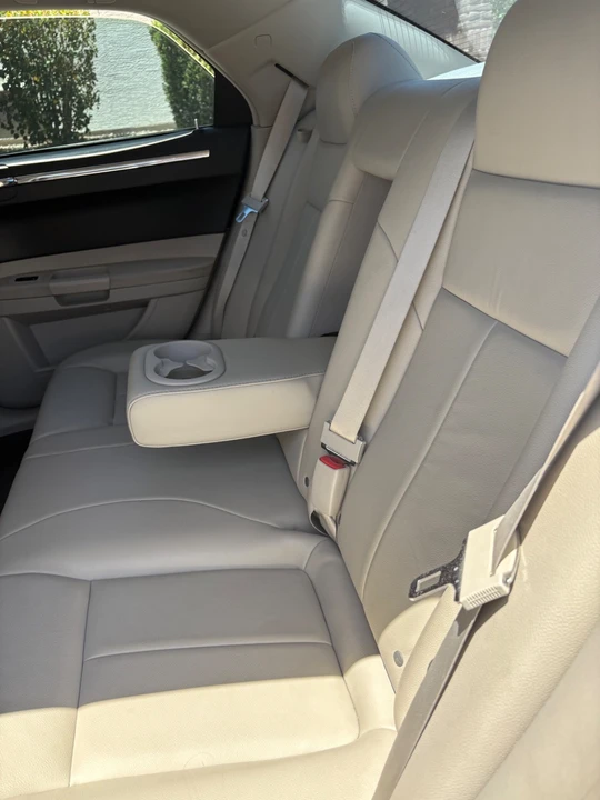 2007 Chrysler 300 (2005-2023) - Image 25 of 28