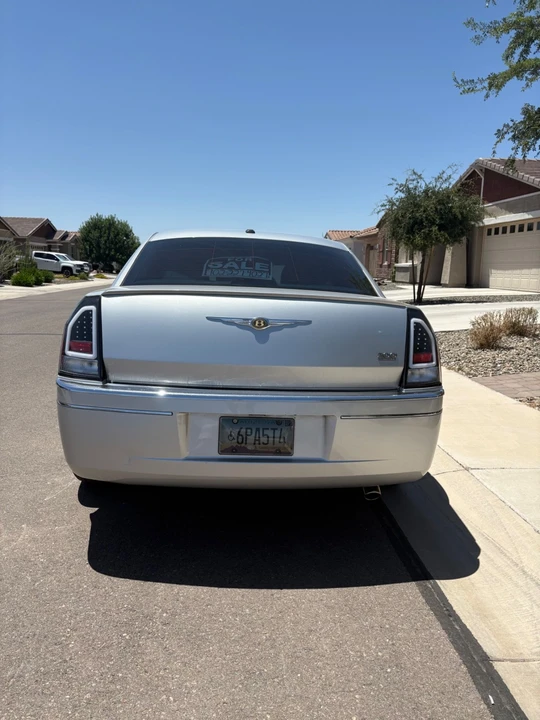2007 Chrysler 300 (2005-2023) - Image 8 of 28