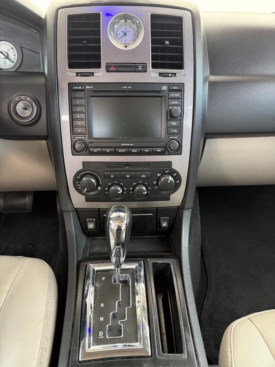 2007 Chrysler 300 (2005-2023) - Image 12 of 28