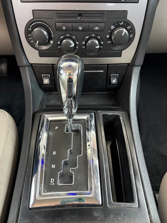 2007 Chrysler 300 (2005-2023) - Image 13 of 28