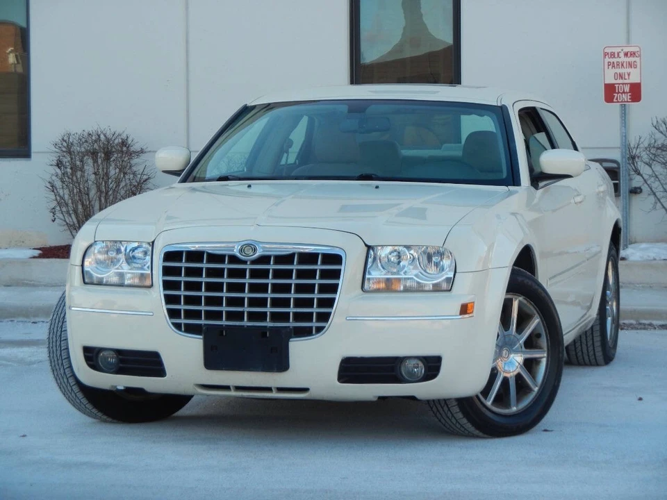 2007 Chrysler 300 (2005-2023) - Image 3 of 21