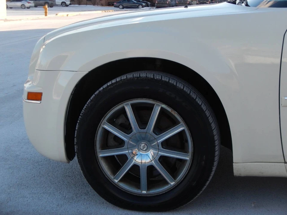 2007 Chrysler 300 (2005-2023) - Image 12 of 21
