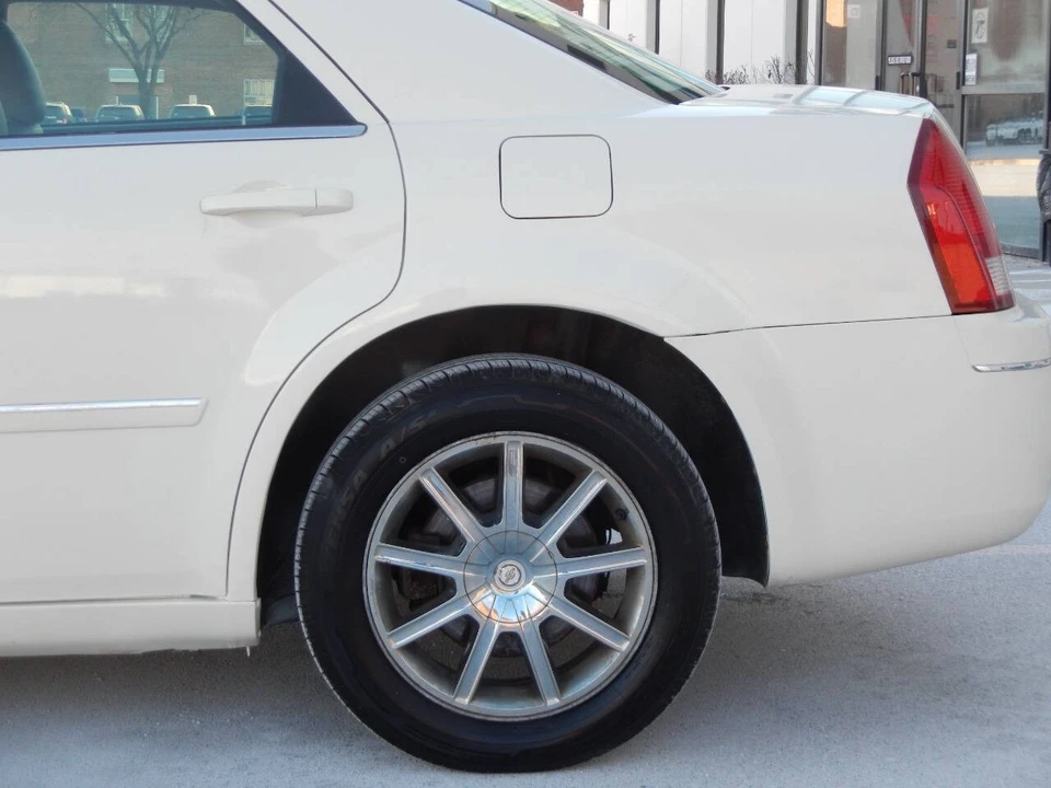 2007 Chrysler 300 (2005-2023) - Image 11 of 21
