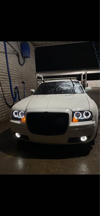 2007 Chrysler 300 (2005-2023) - Image 5 of 10