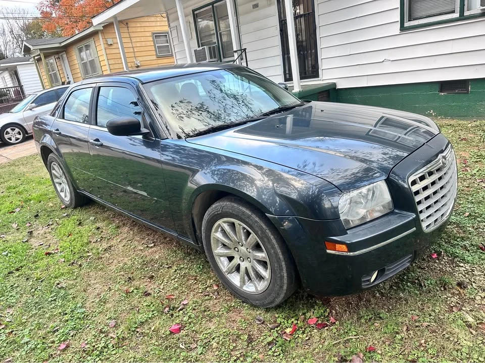 2007 Chrysler 300 (2005-2023) - Image 4 of 9