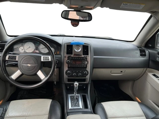 2007 Chrysler 300 (2005-2023) - Image 10 of 15