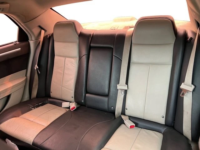 2007 Chrysler 300 (2005-2023) - Image 12 of 15