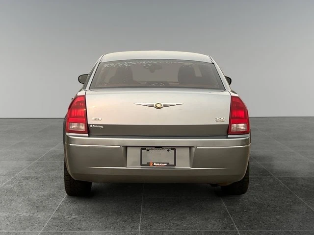 2007 Chrysler 300 (2005-2023) - Image 4 of 15