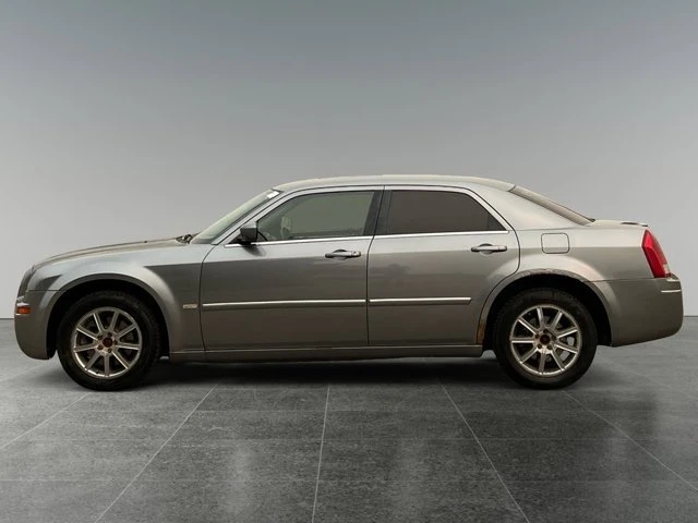 2007 Chrysler 300 (2005-2023) - Image 2 of 15