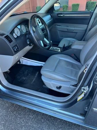 2007 Chrysler 300 (2005-2023) - Image 2 of 17