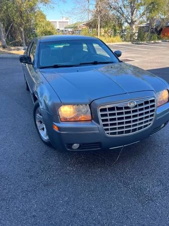 2007 Chrysler 300 (2005-2023) - Image 13 of 17