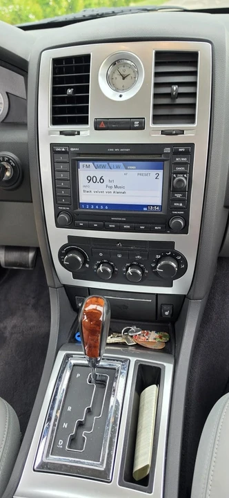 2007 Chrysler 300 (2005-2023) - Image 13 of 30