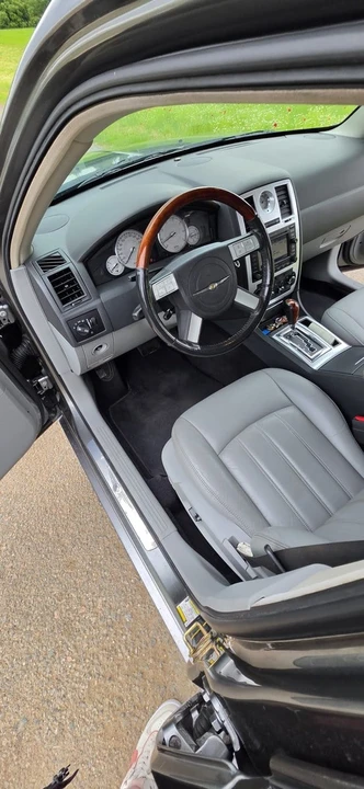 2007 Chrysler 300 (2005-2023) - Image 7 of 30