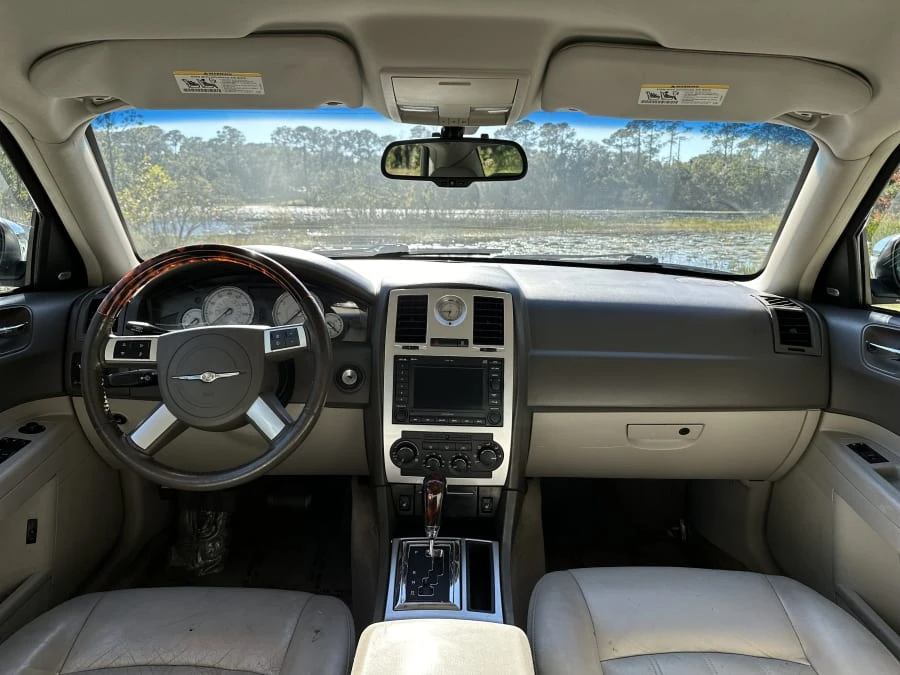 2007 Chrysler 300 (2005-2023) - Image 12 of 17