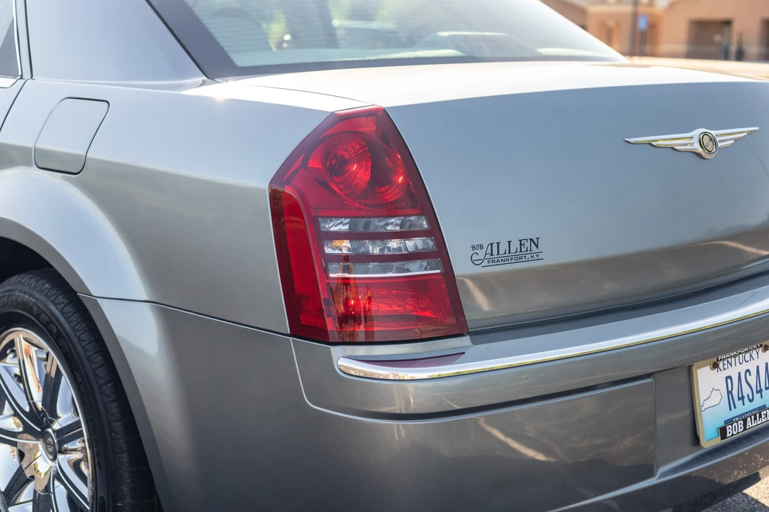 2007 Chrysler 300 (2005-2023) - Image 15 of 31