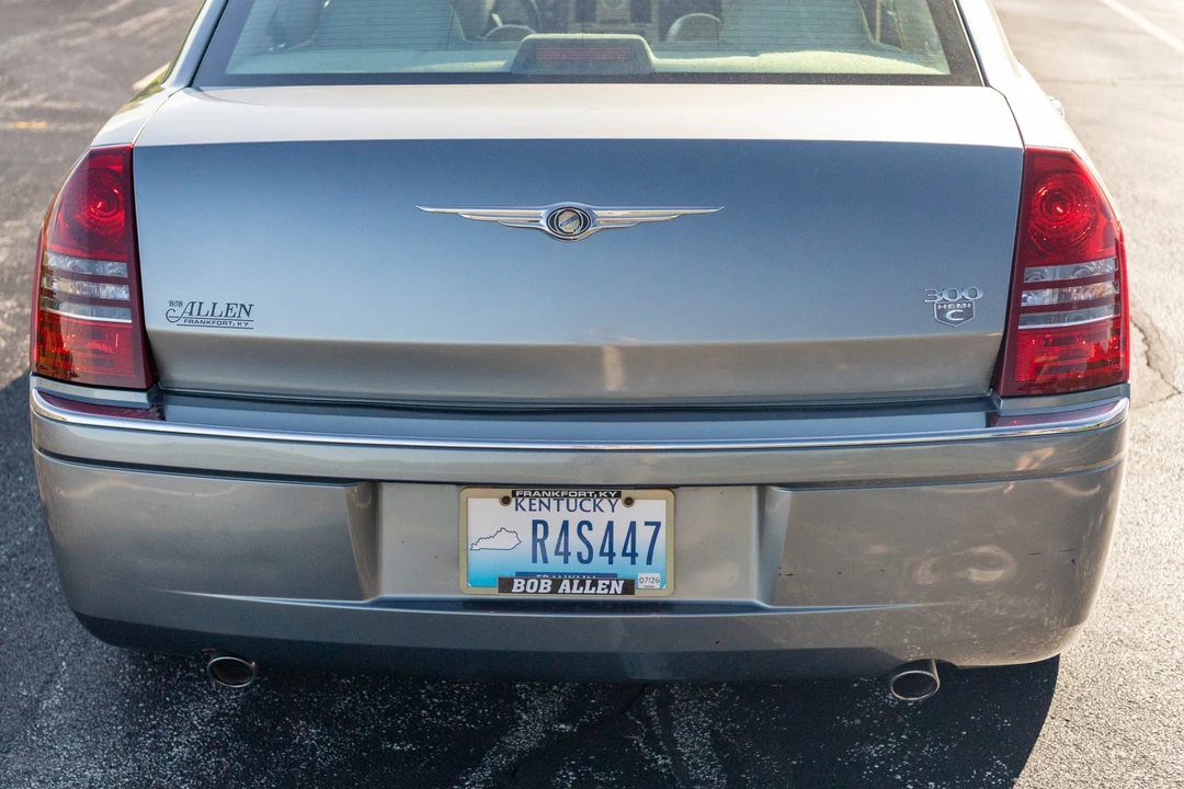 2007 Chrysler 300 (2005-2023) - Image 27 of 31