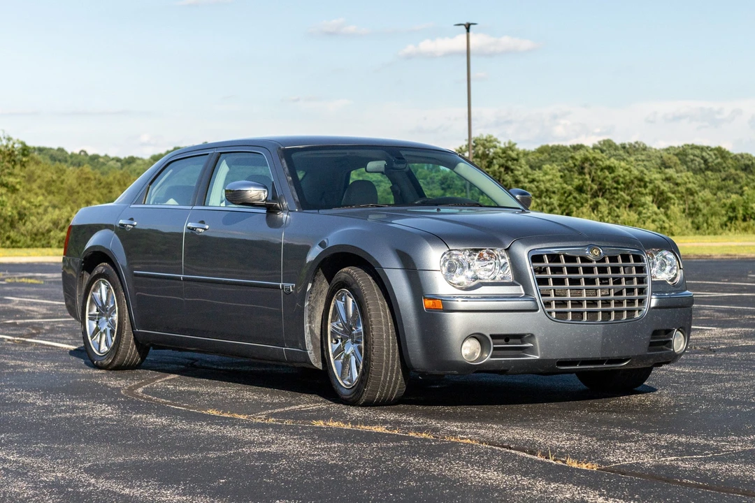 2007 Chrysler 300 (2005-2023) - Image 3 of 31
