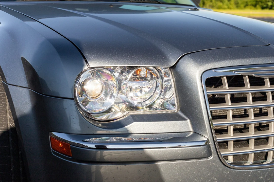 2007 Chrysler 300 (2005-2023) - Image 10 of 31