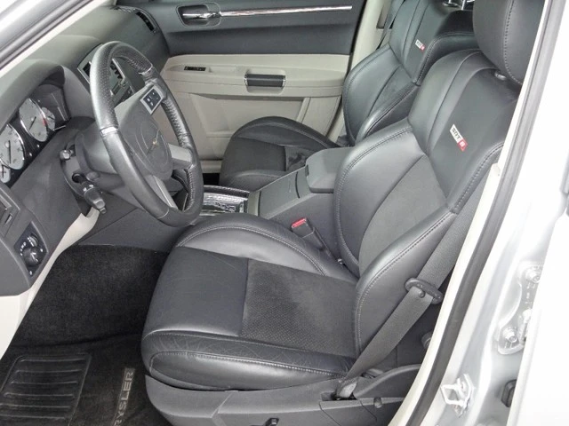 2007 Chrysler 300 (2005-2023) - Image 5 of 5