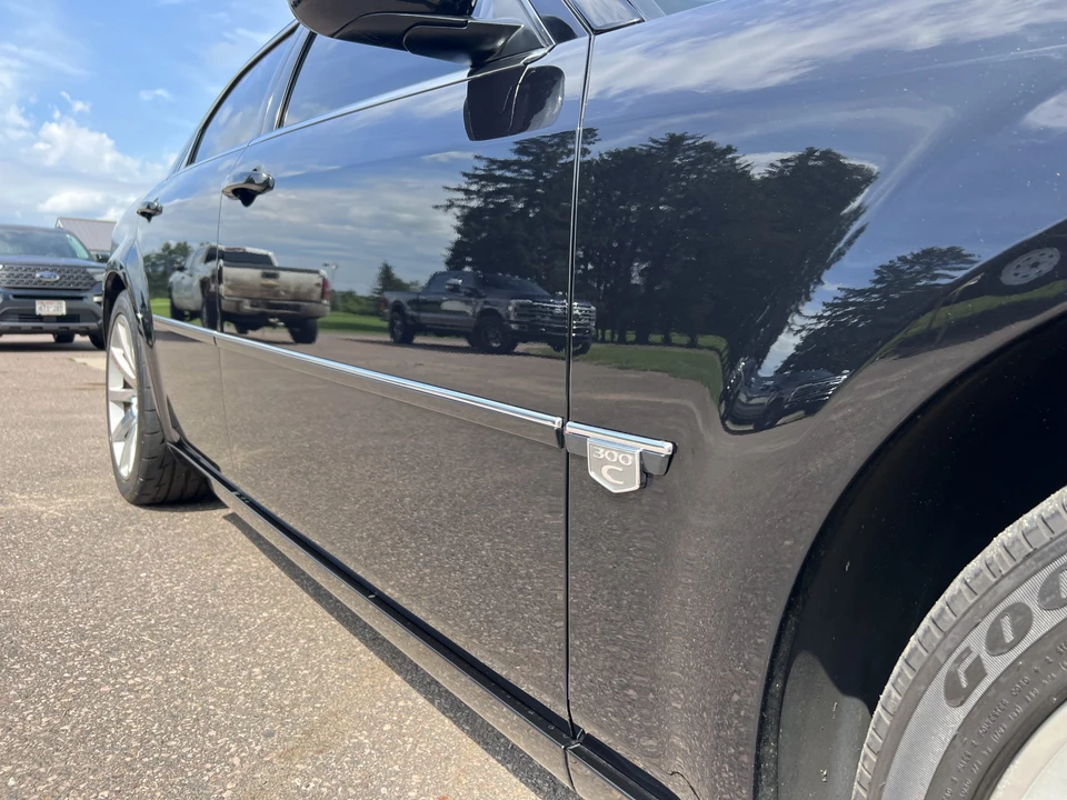 2007 Chrysler 300 (2005-2023) - Image 28 of 31