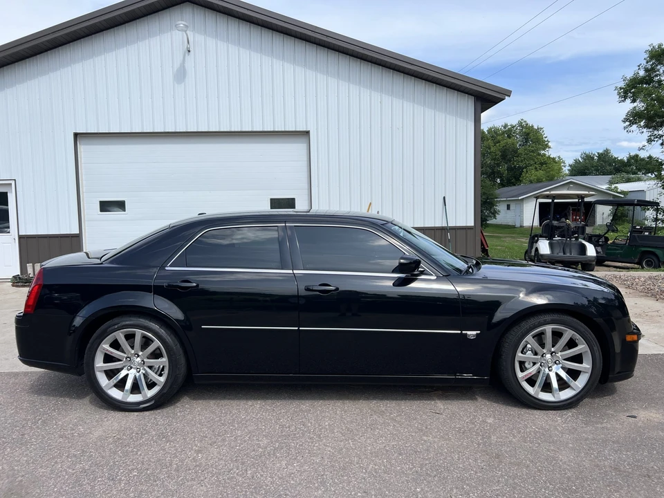 2007 Chrysler 300 (2005-2023) - Image 7 of 31