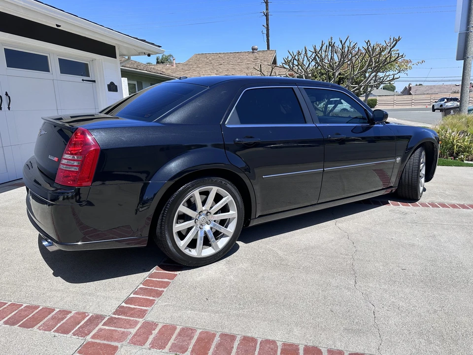 2007 Chrysler 300 (2005-2023) - Image 6 of 31