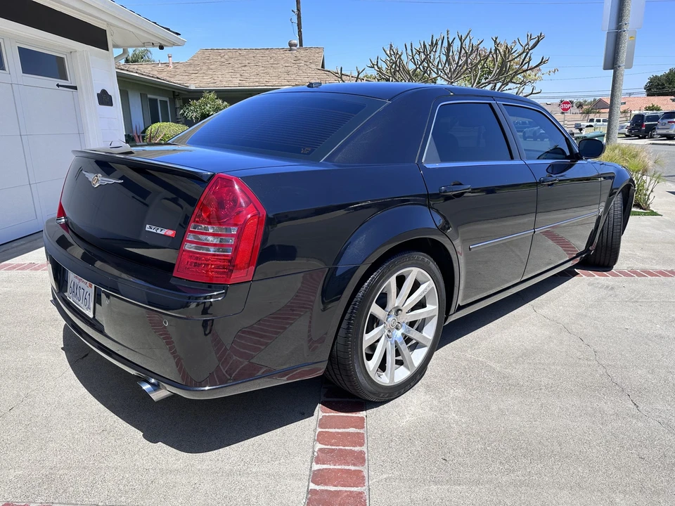 2007 Chrysler 300 (2005-2023) - Image 7 of 31