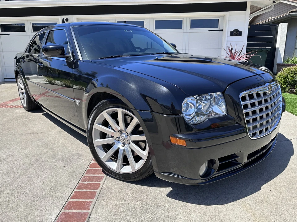 2007 Chrysler 300 (2005-2023) - Image 4 of 31