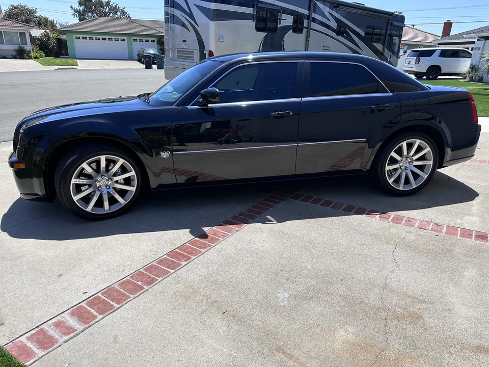 2007 Chrysler 300 (2005-2023) - Image 10 of 31
