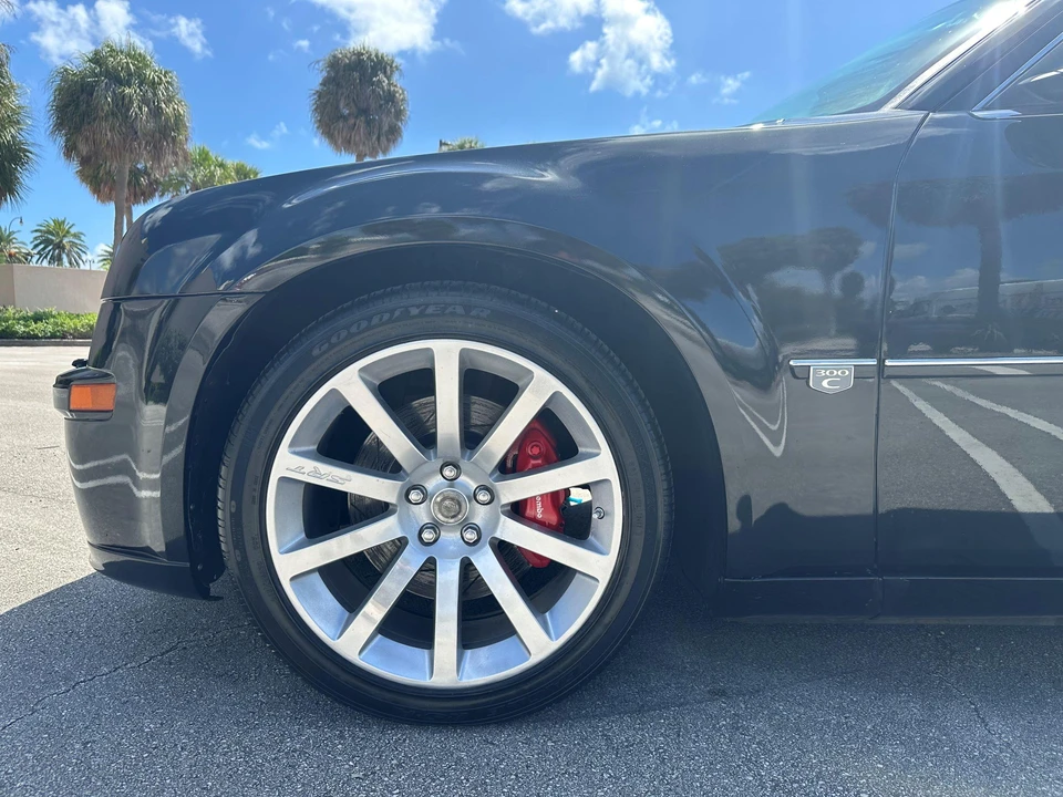 2007 Chrysler 300 (2005-2023) - Image 24 of 31