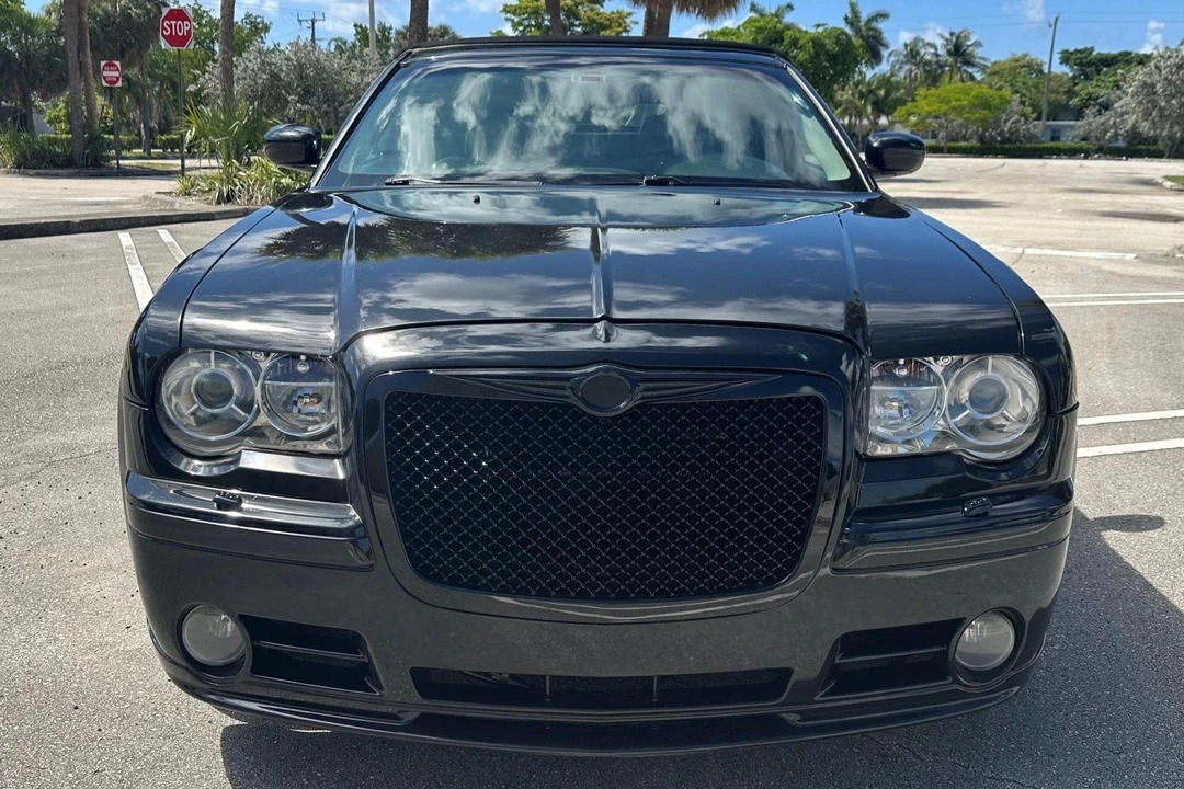 2007 Chrysler 300 (2005-2023) - Image 2 of 31