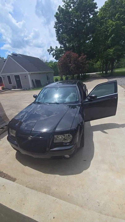 2007 Chrysler 300 (2005-2023) - Image 10 of 16