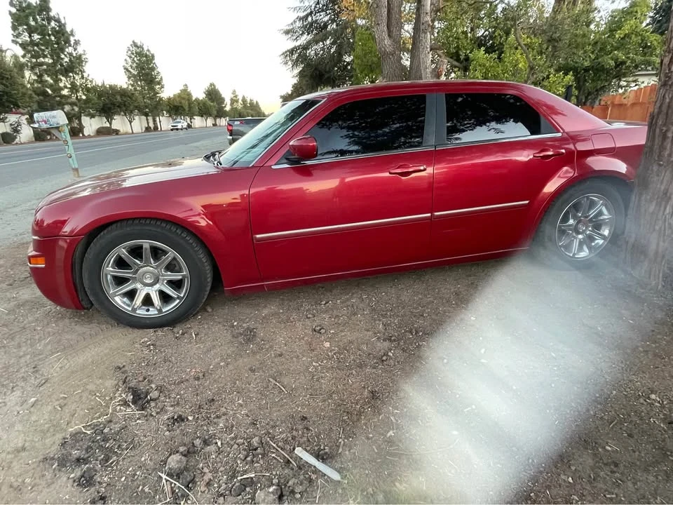 2007 Chrysler 300 (2005-2023) - Image 2 of 6