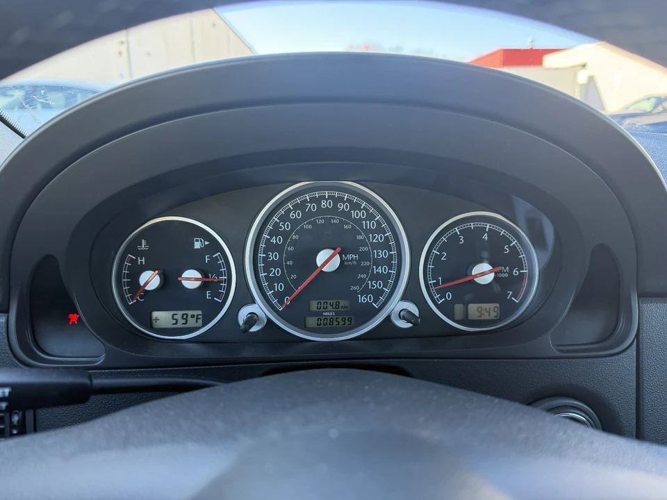 2007 Chrysler Crossfire - Image 25 of 31