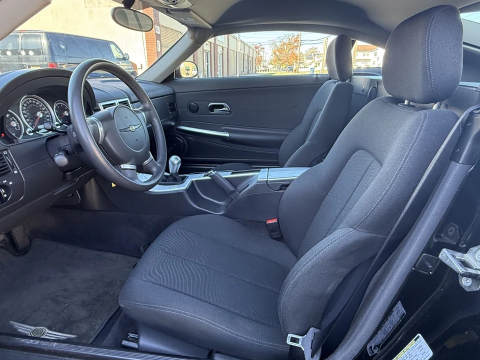 2007 Chrysler Crossfire - Image 29 of 31