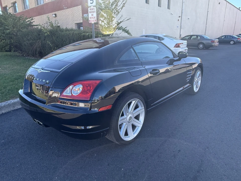 2007 Chrysler Crossfire - Image 8 of 31
