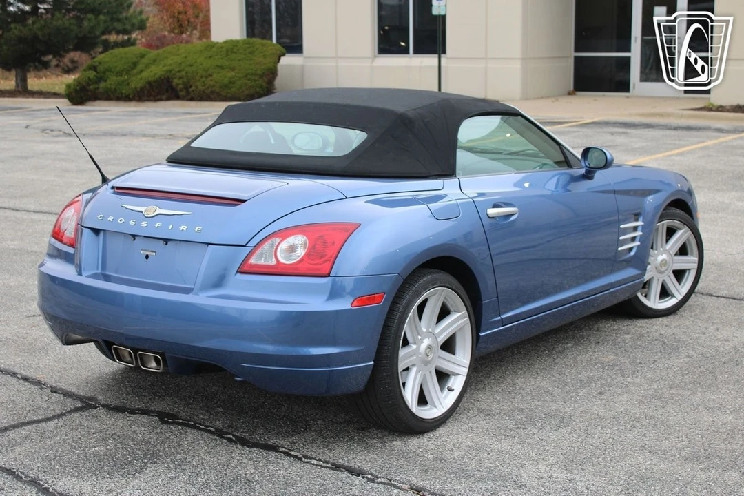 2007 Chrysler Crossfire - Image 16 of 21