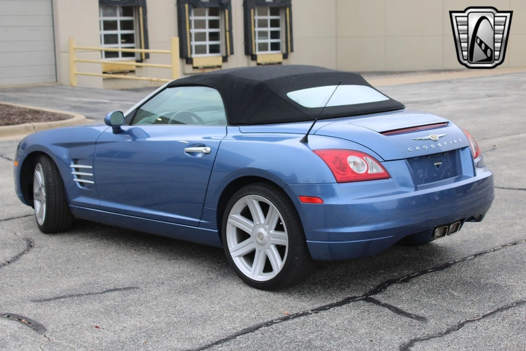 2007 Chrysler Crossfire - Image 7 of 12