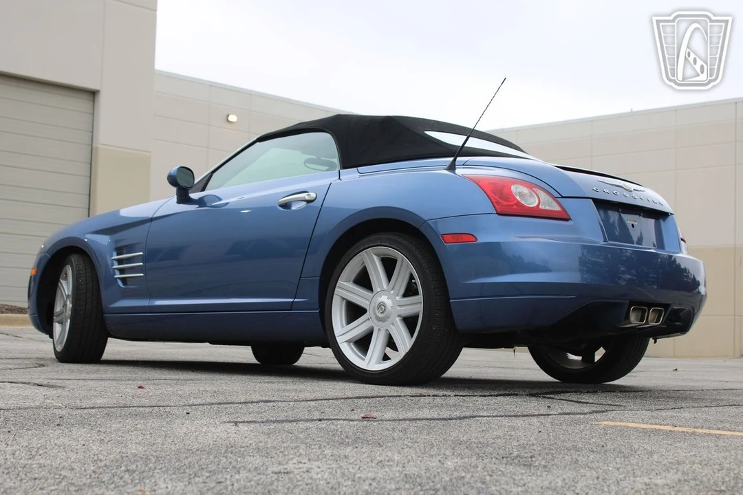 2007 Chrysler Crossfire - Image 11 of 12