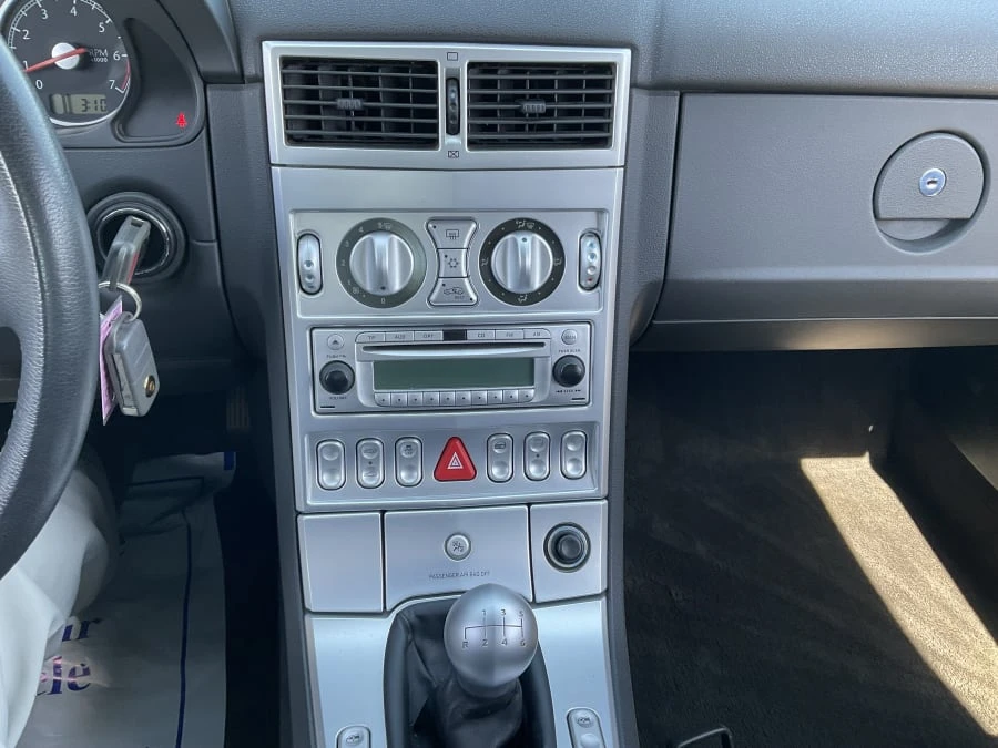 2007 Chrysler Crossfire - Image 8 of 12