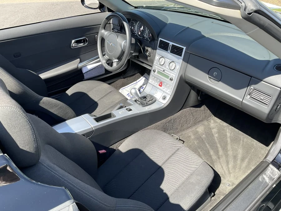 2007 Chrysler Crossfire - Image 10 of 12