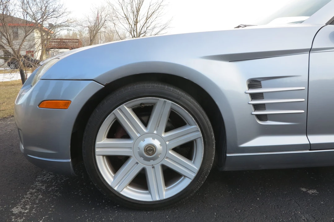 2007 Chrysler Crossfire - Image 12 of 31