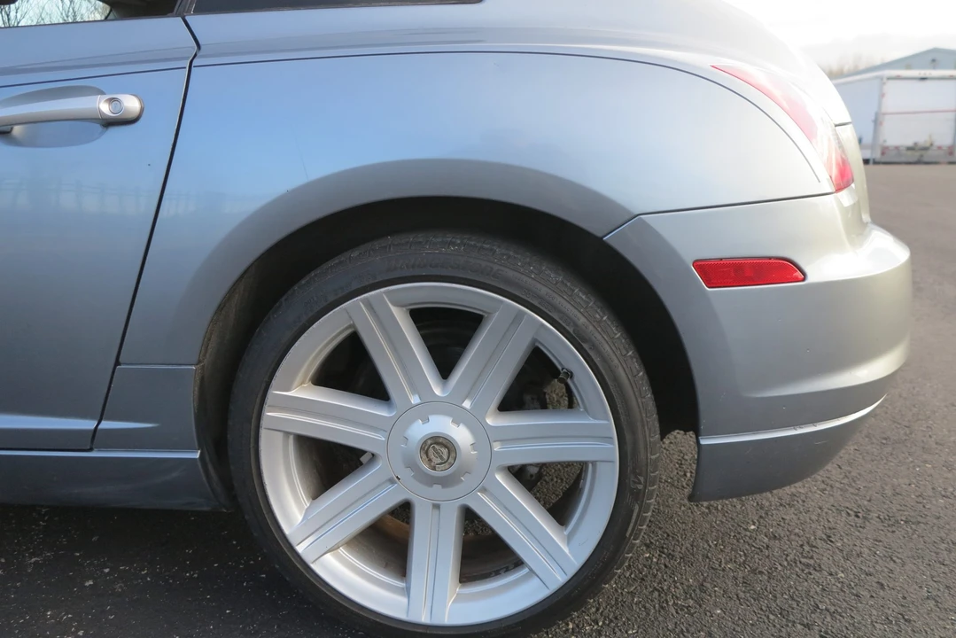 2007 Chrysler Crossfire - Image 15 of 31