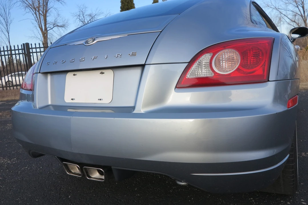 2007 Chrysler Crossfire - Image 18 of 31